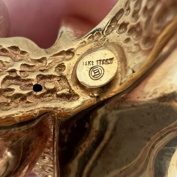 14k Yellow Italian Gold Large Flower Ring 5 grams Size 9 Hollow - Picture 11 of 12